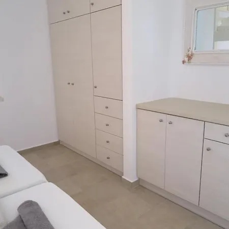 Afroditi & Apart Otel