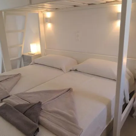 Afroditi & Apart Otel Logaras