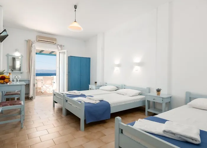 Afroditi & 3* Logaras