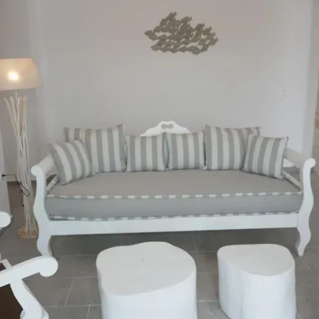 Afroditi & Lejlighedshotel Logaras