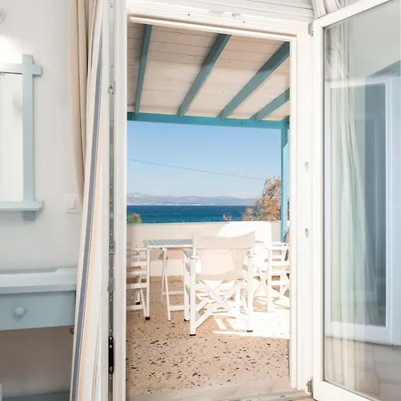 מלון דירות Afroditi & 3*